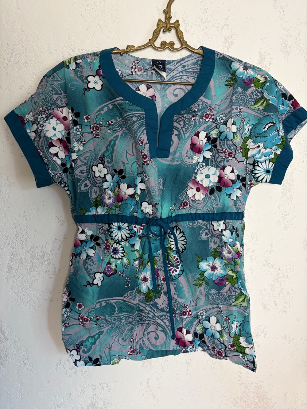 Barco Uniforms Womens Scrub Top Shirt Floral